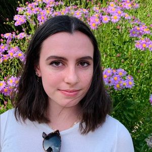 Meet your Posher, Ariana